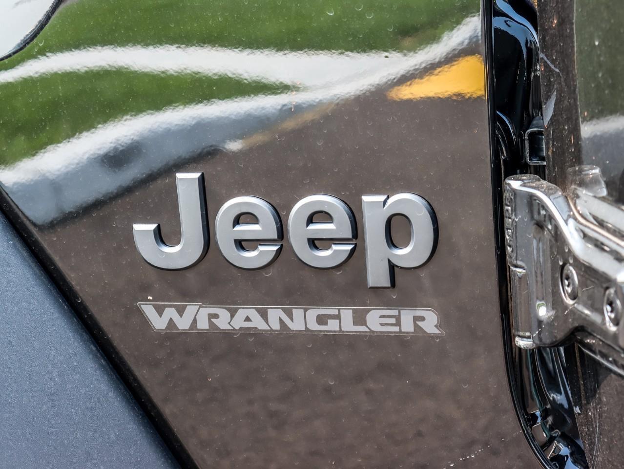 2024 Jeep Wrangler SPORT Photo
