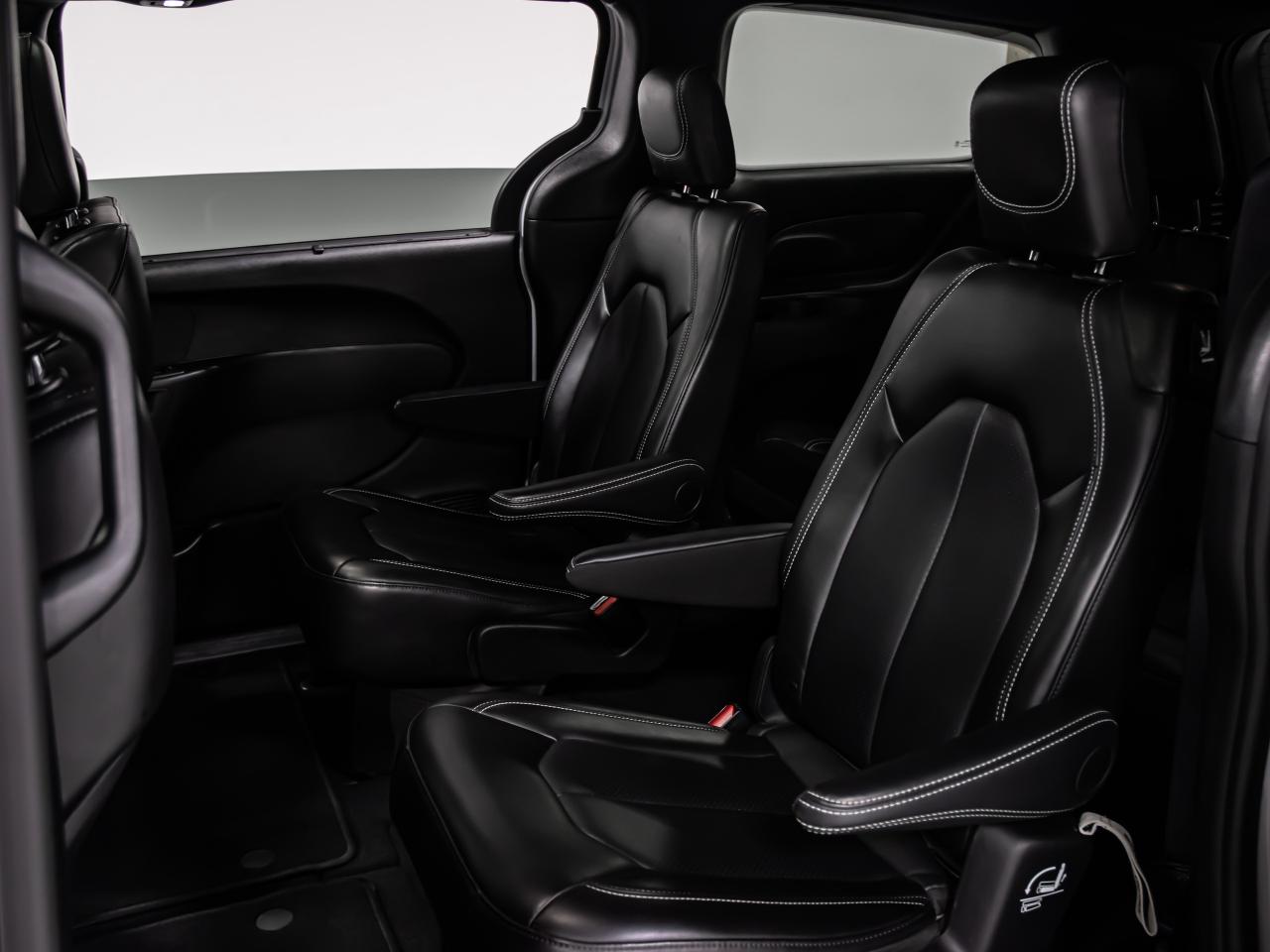 2024 Chrysler Pacifica TOURING-L FWD CARPLAY REAR VIEW CAMERA PANORAMIC Photo