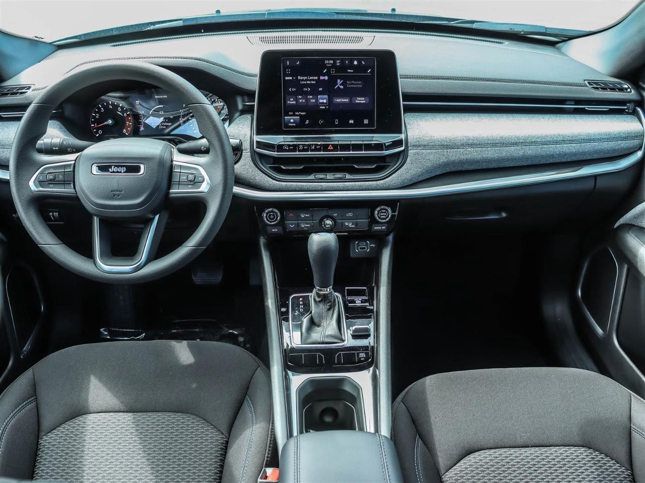 2025 Jeep Compass Sport Photo