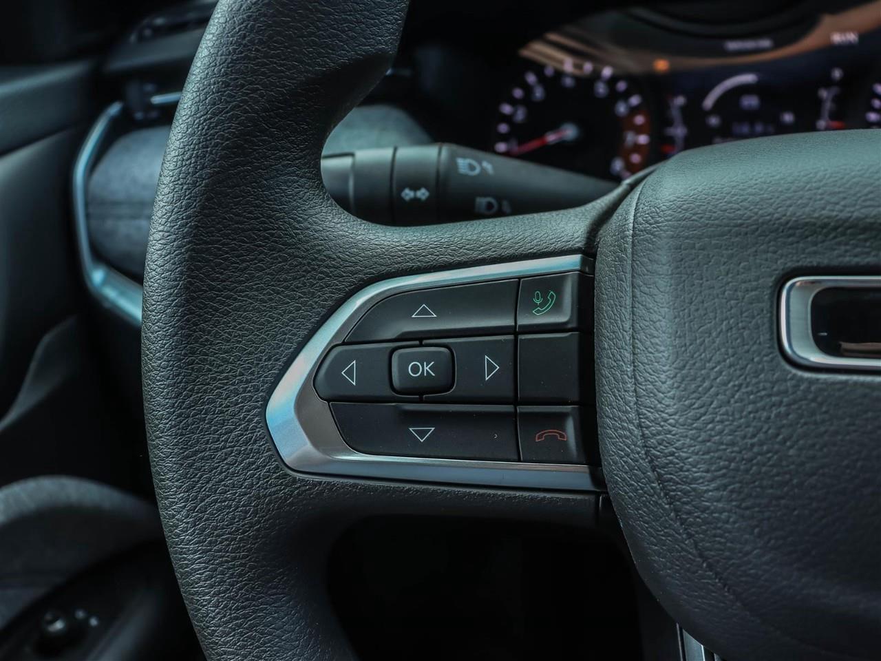 2025 Jeep Compass Sport Photo