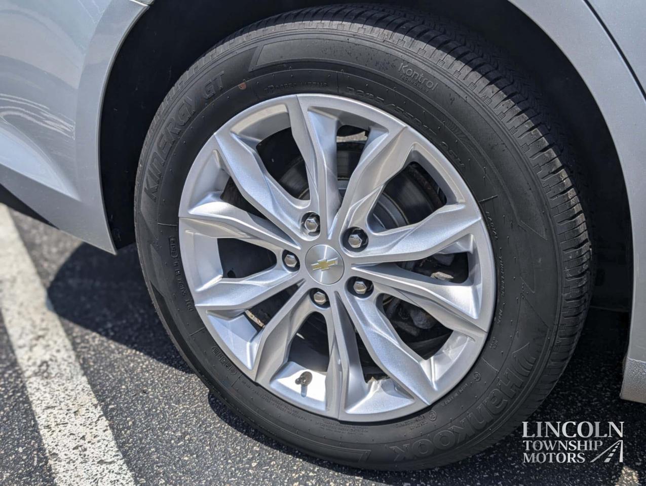 2020 Chevrolet Malibu LT Photo