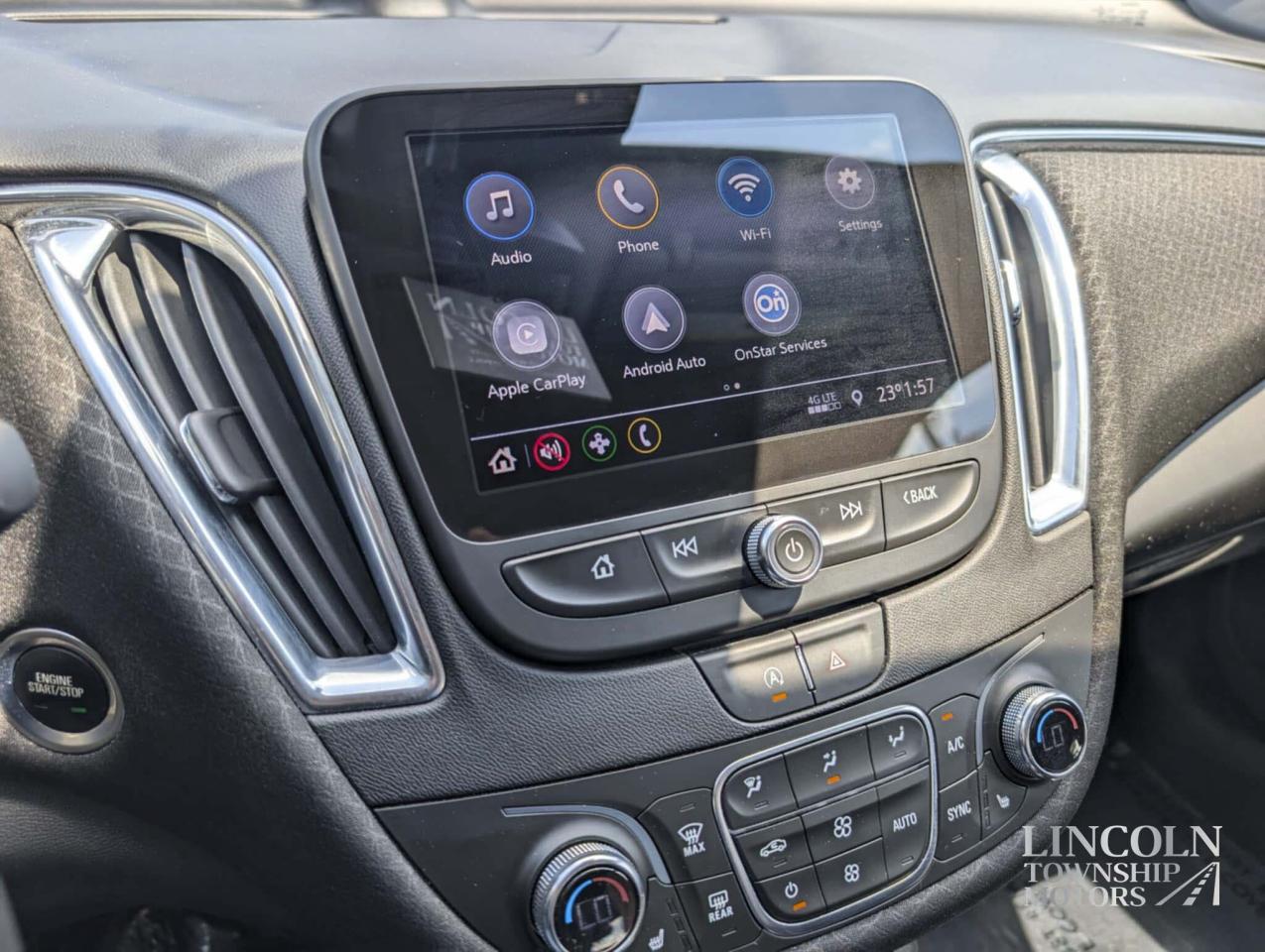 2020 Chevrolet Malibu LT Photo