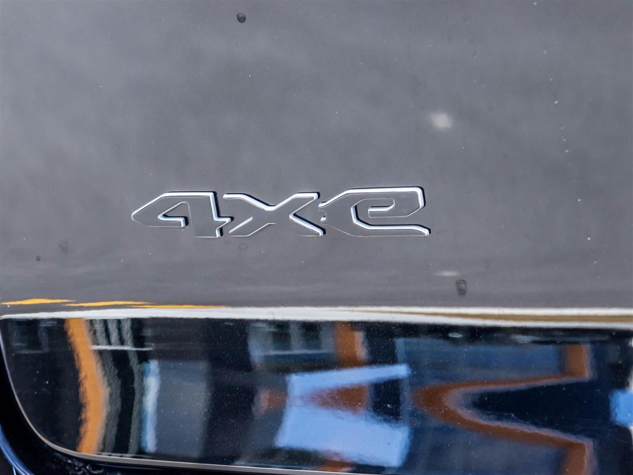 2025 Jeep Wagoneer S  Photo