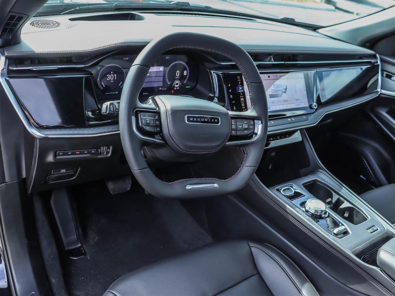 2025 Jeep Wagoneer S  Photo