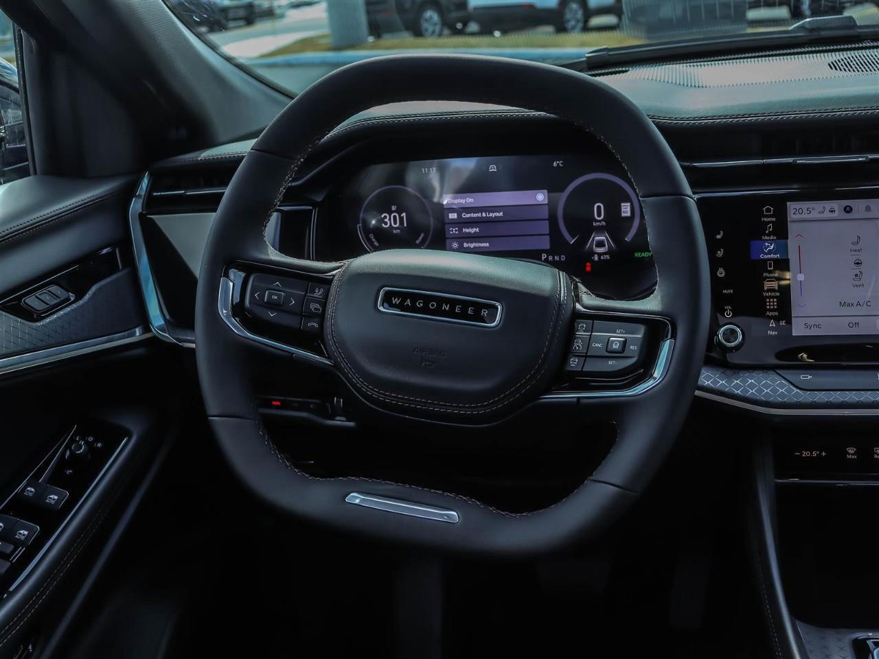 2025 Jeep Wagoneer S  Photo