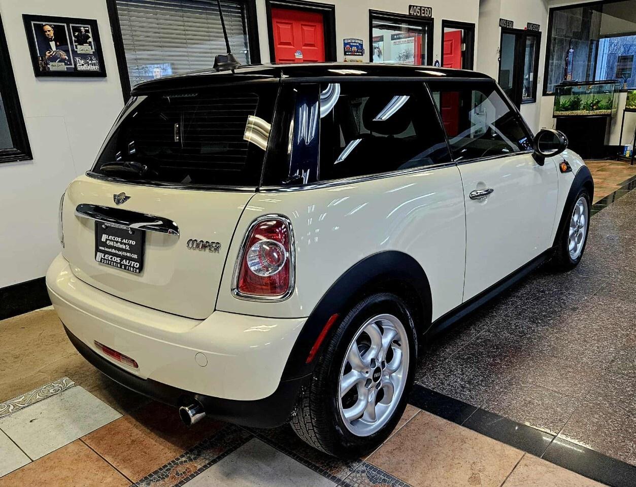 2013 MINI Cooper Hardtop 2dr Cpe Low KMs/Sunroof/Bluetooth Photo