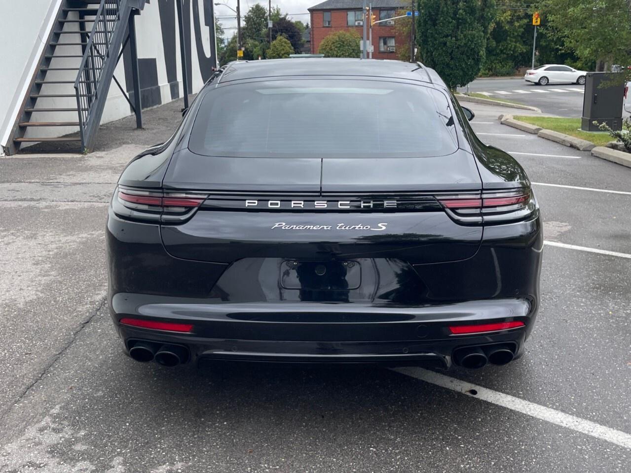 2017 Porsche Panamera 4dr HB Turbo Turbo S/550hp/Nav/Backup cam/Sunroof/ Photo