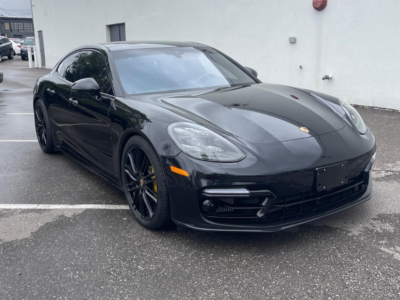 2017 Porsche Panamera 4dr HB Turbo Turbo S/550hp/Nav/Backup cam/Sunroof/ Photo