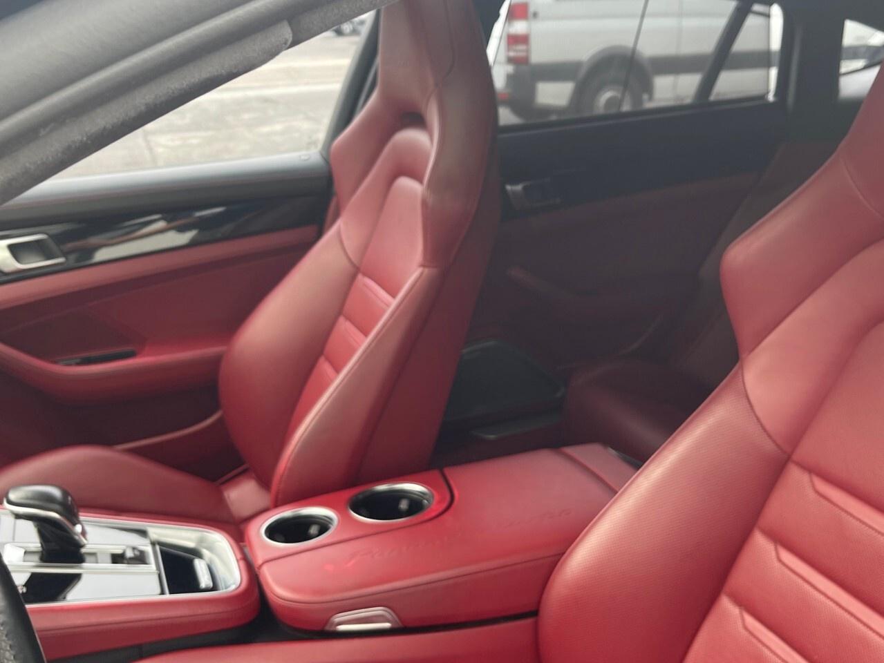 2017 Porsche Panamera 4dr HB Turbo Turbo S/550hp/Nav/Backup cam/Sunroof/ Photo