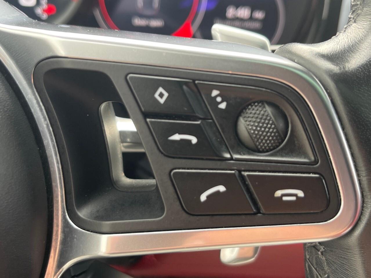 2017 Porsche Panamera 4dr HB Turbo Turbo S/550hp/Nav/Backup cam/Sunroof/ Photo