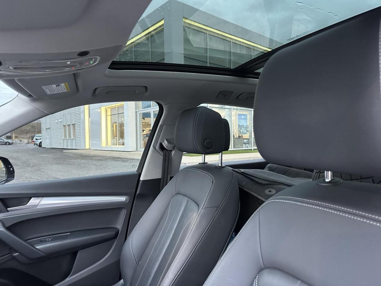 2021 Audi Q5 Progressiv 45 quattro AWD - LOW KMS! Photo