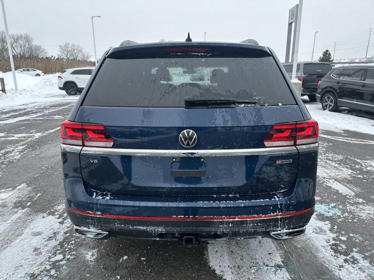 2022 Volkswagen Atlas V6 Comfortline 4Motion AWD - 1 OWNER Photo