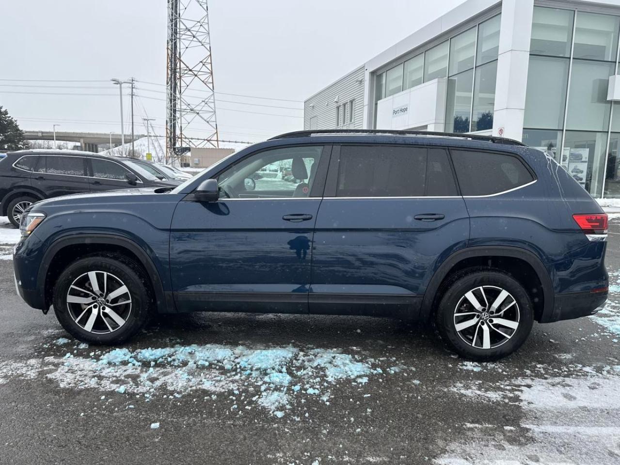 2022 Volkswagen Atlas V6 Comfortline 4Motion AWD - 1 OWNER Photo2