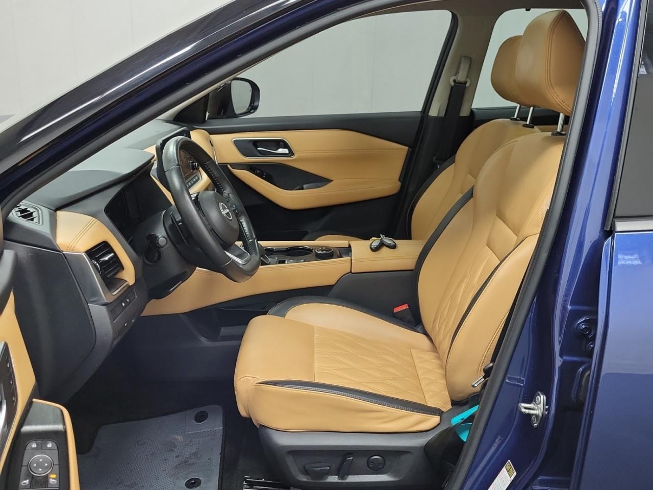 2022 Nissan Rogue AWD Platinum*NOClaims!Navi*BSM*Camera*FullyLoaded! Photo2