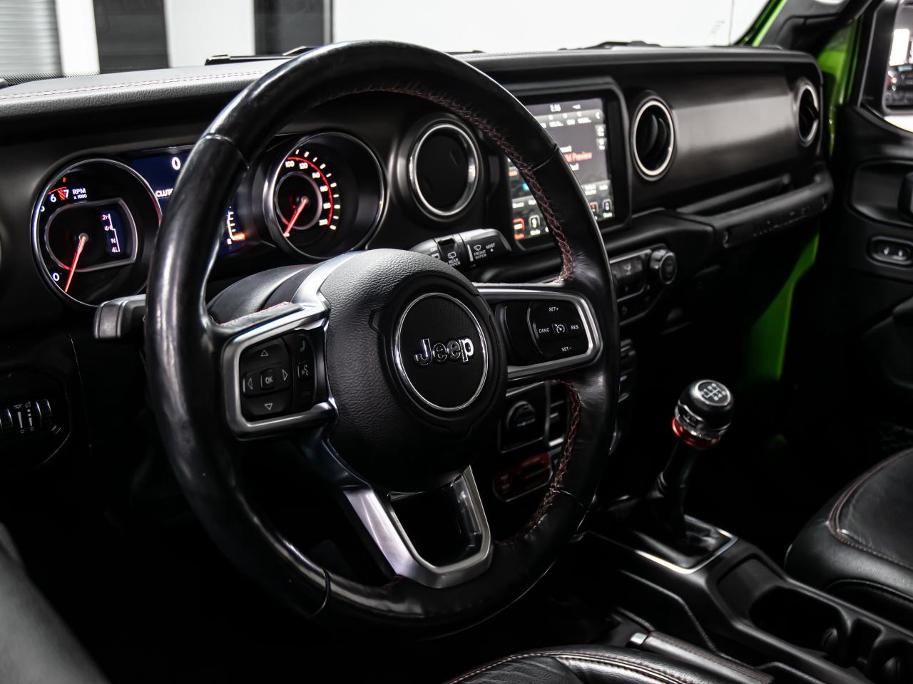 2019 Jeep WRANGLER UNLIMITED RUBICON 4x4 6 SPEED MANUAL NAVI REAR VIEW CAMERA Photo