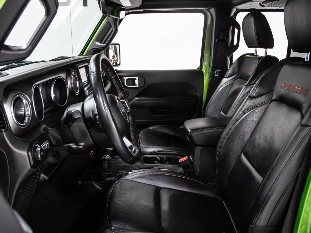 2019 Jeep WRANGLER UNLIMITED RUBICON 4x4 6 SPEED MANUAL NAVI REAR VIEW CAMERA Photo