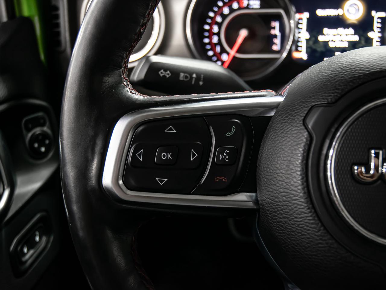 2019 Jeep WRANGLER UNLIMITED RUBICON 4x4 6 SPEED MANUAL NAVI REAR VIEW CAMERA Photo