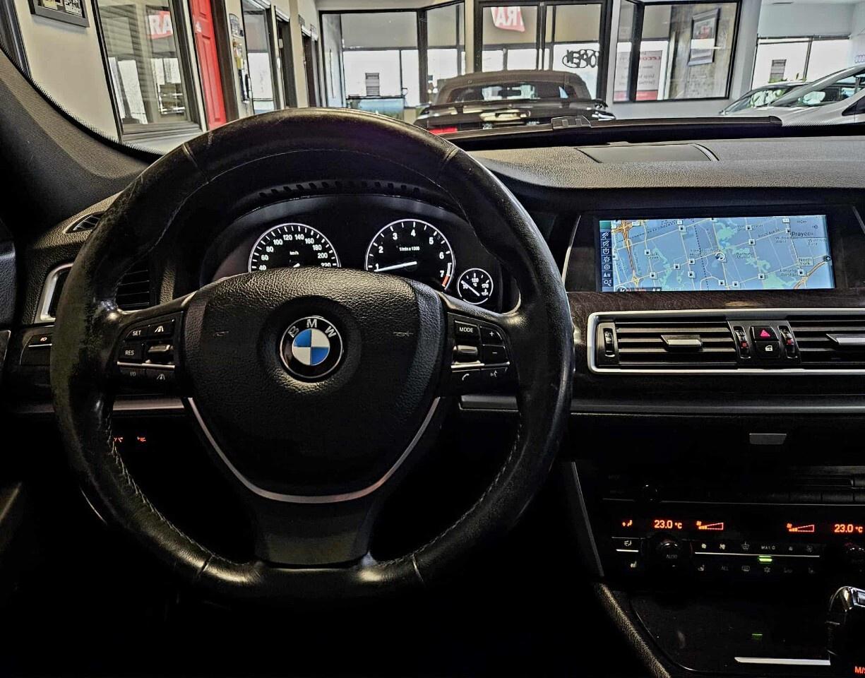 2011 BMW 5 Series 5dr 550i xDrive Gran Turismo AWD xDrive/GT/Executi Photo