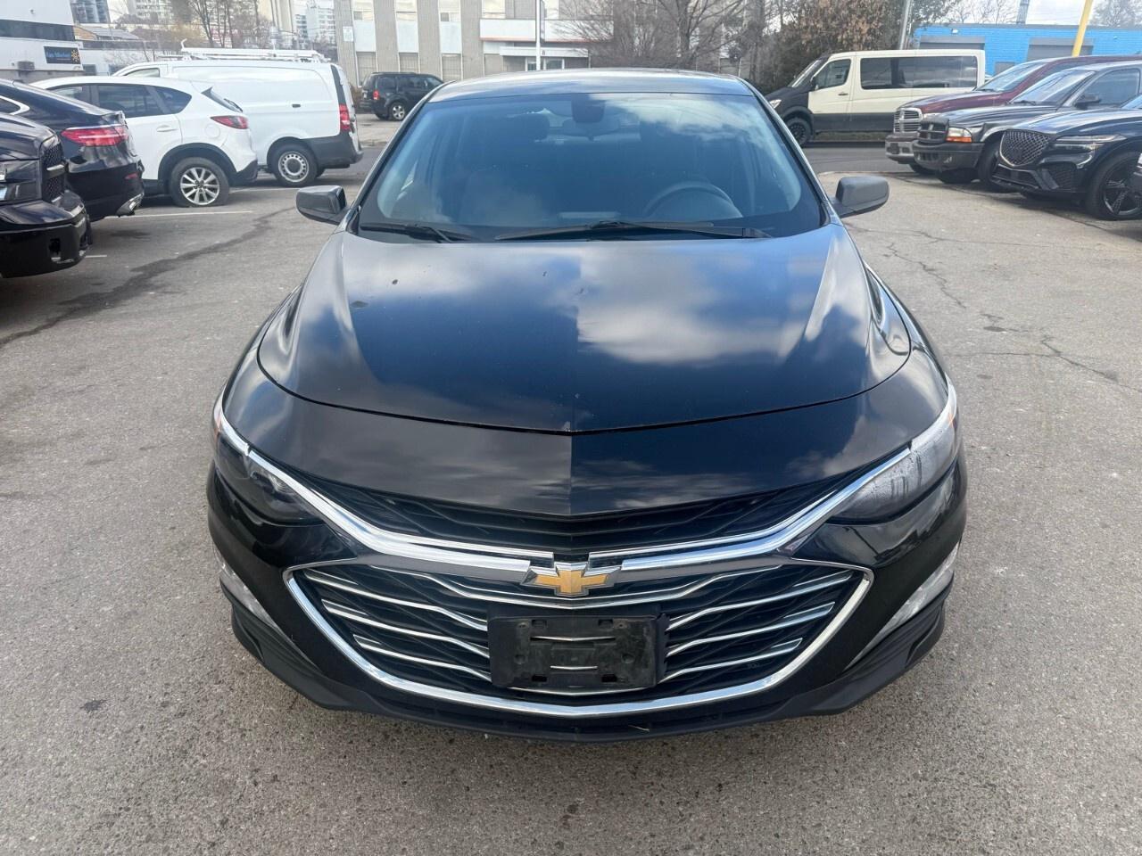 2019 Chevrolet Malibu 4dr Sdn LT w/1LT 2019 Chevy Malibu Photo2