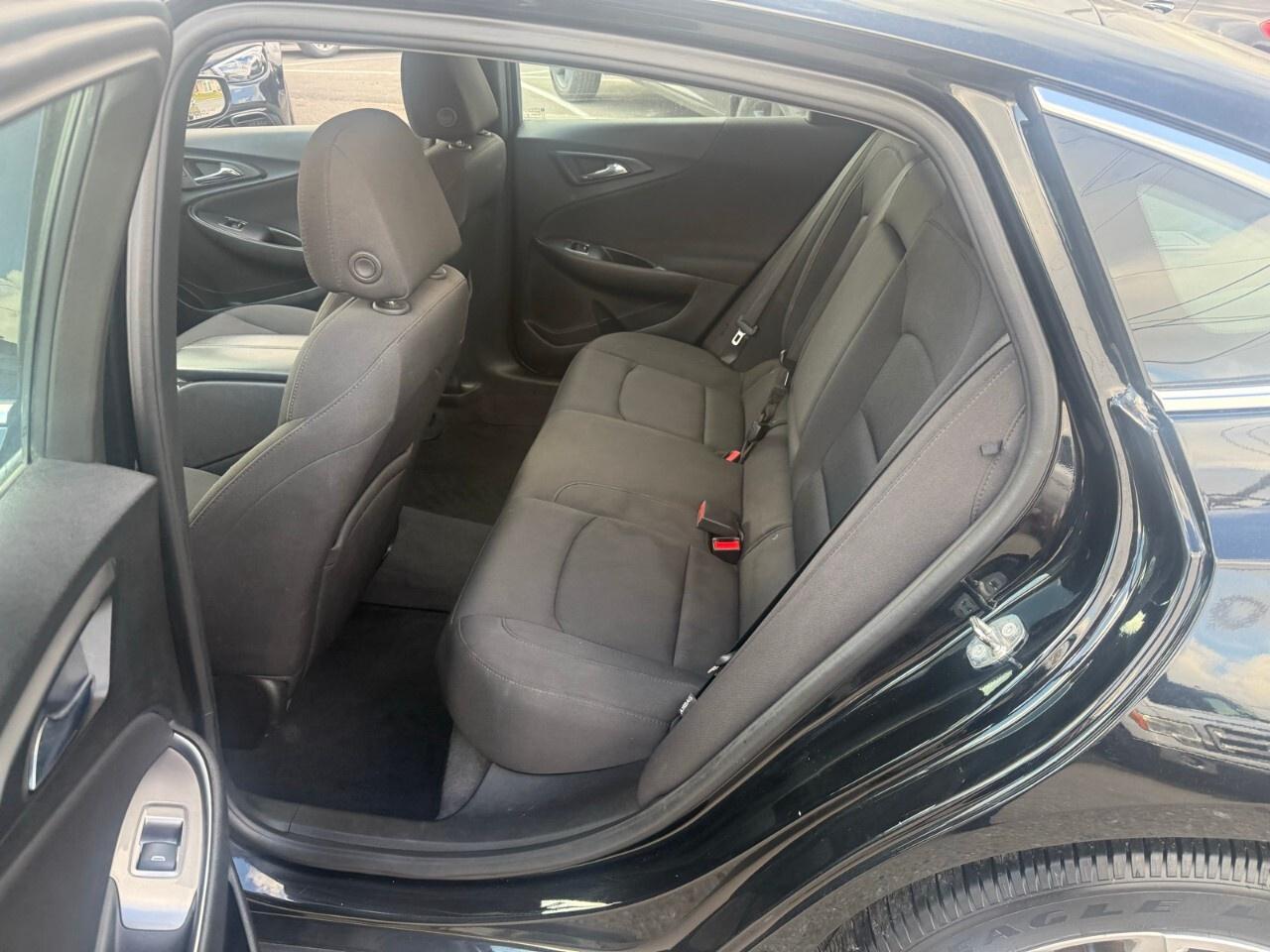 2019 Chevrolet Malibu 4dr Sdn LT w/1LT 2019 Chevy Malibu Photo