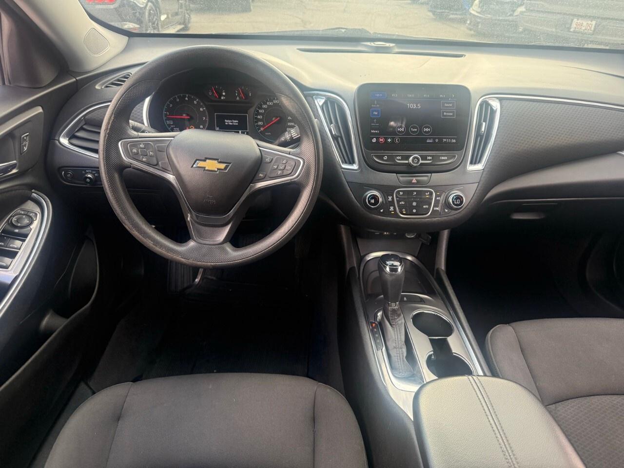 2019 Chevrolet Malibu 4dr Sdn LT w/1LT 2019 Chevy Malibu Photo