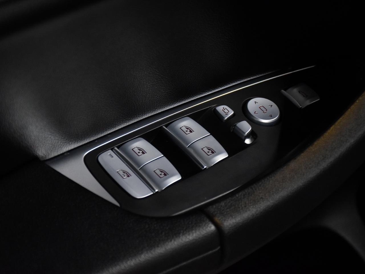 2023 BMW X3 Navi*Panoramic*BSM*AmbientLightingPKG*MINT! Photo