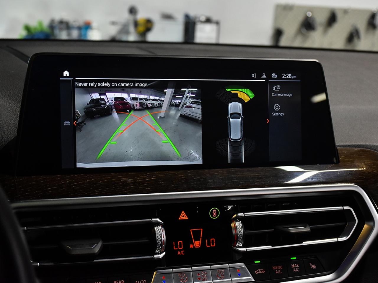 2023 BMW X3 Navi*Panoramic*BSM*AmbientLightingPKG*MINT! Photo