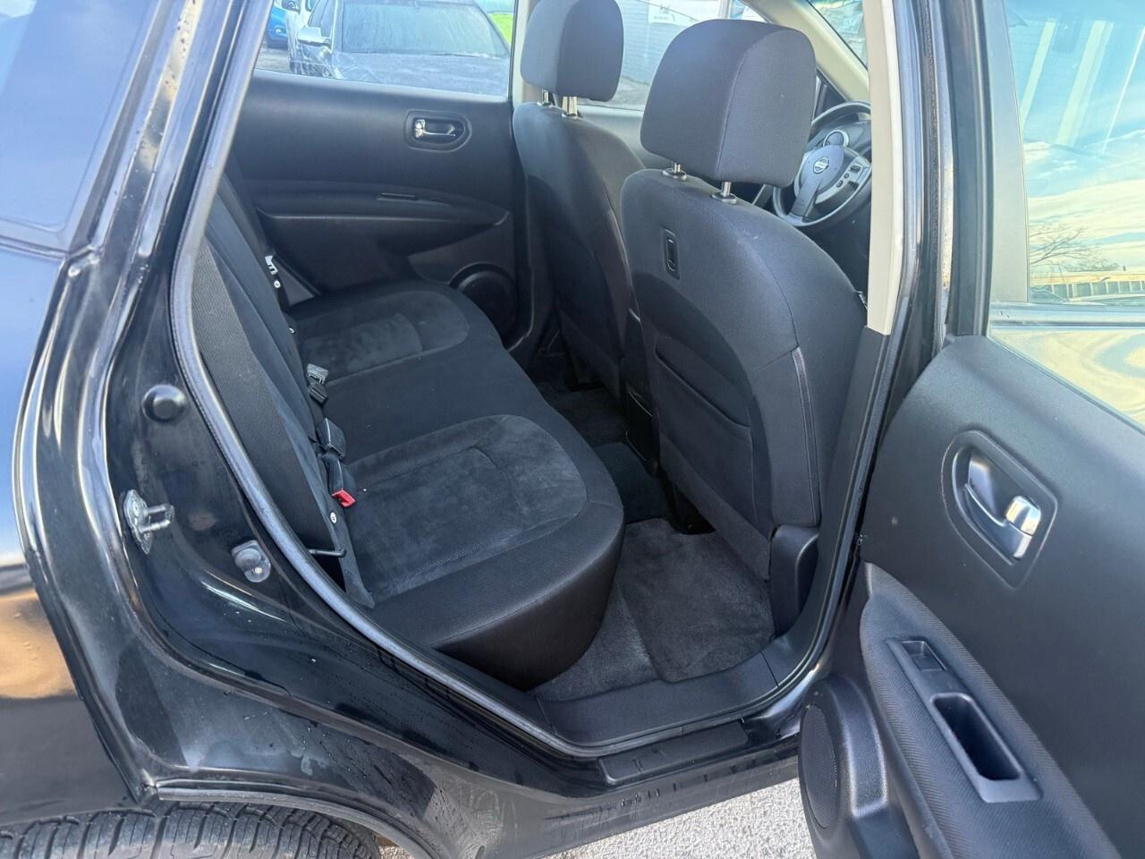 2010 Nissan Rogue FWD 4dr S 2010 Nissan rogue Photo