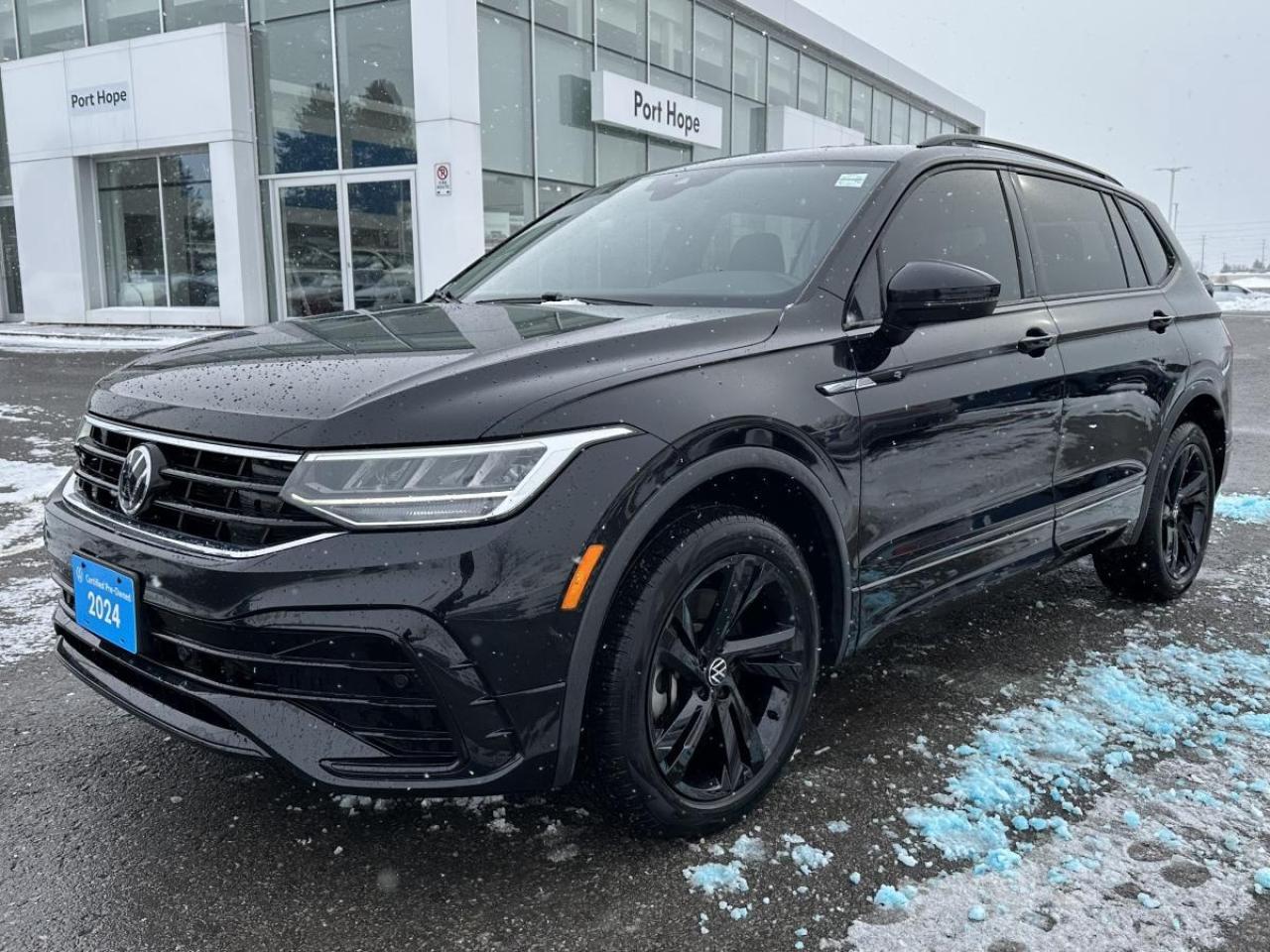 2024 Volkswagen Tiguan Comfortline R-Line Black Edition AWD - 1 OWNER Photo