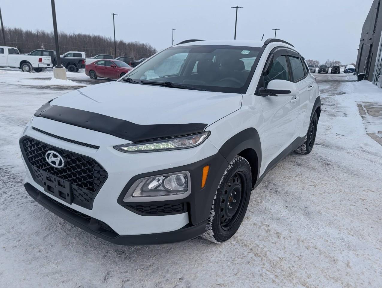 2018 Hyundai KONA 2.0L Essential WINTER TIRES + SUMMER TIRES ON RIMS Photo