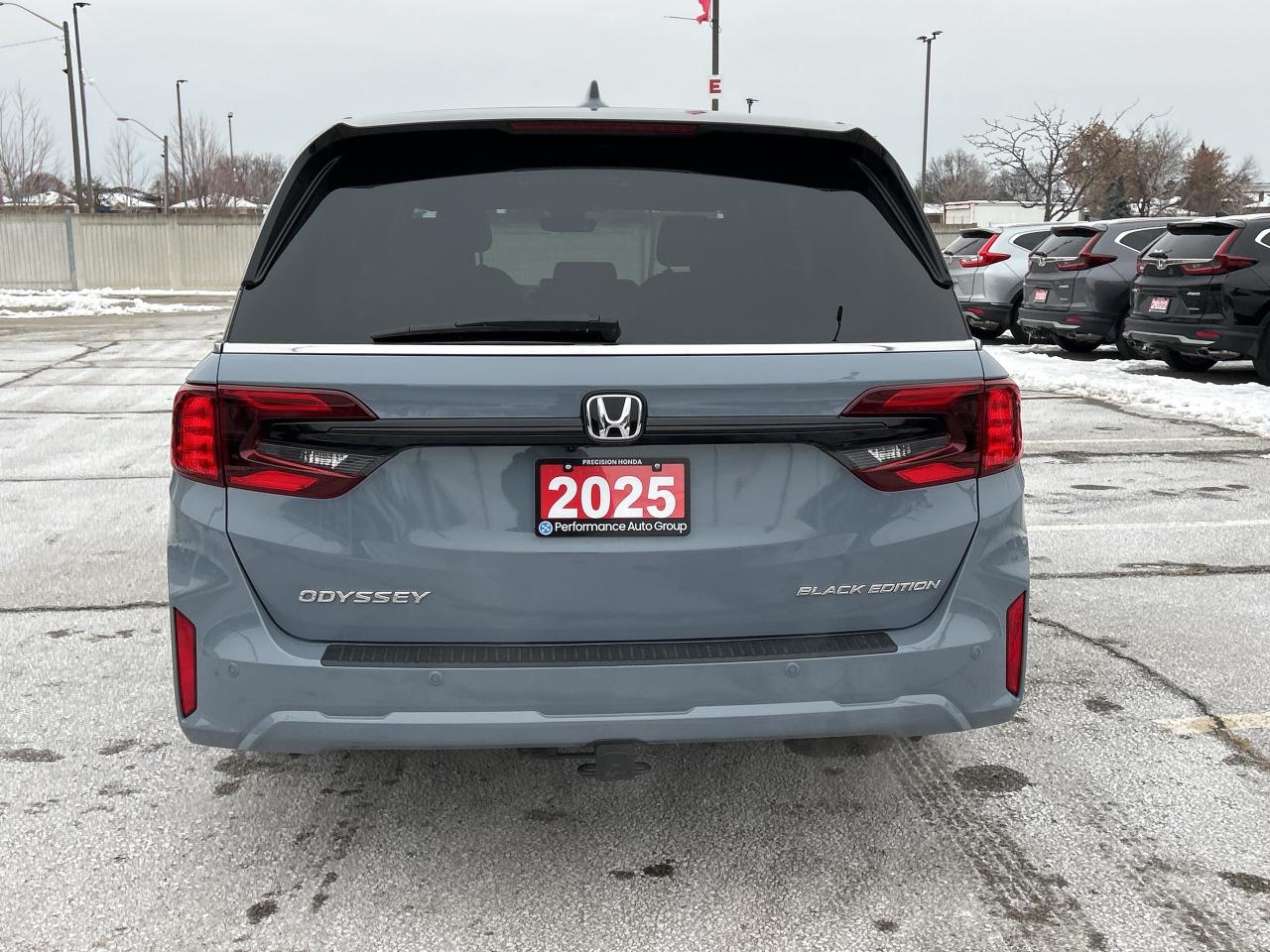 2025 Honda Odyssey Black Edition Navigation Sunroof Cool/heated seats Photo