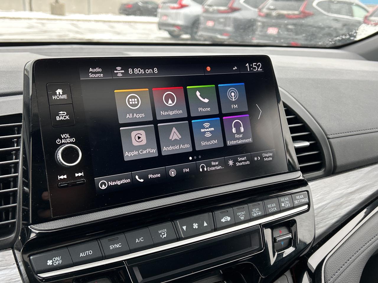 2025 Honda Odyssey Black Edition Navigation Sunroof Cool/heated seats Photo