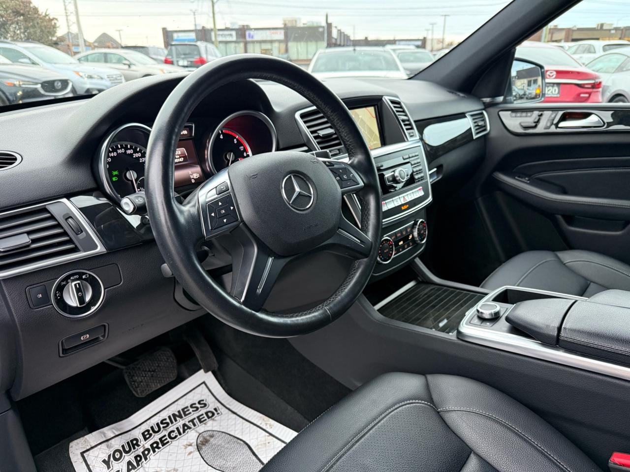 2015 Mercedes-Benz M-Class 4MATIC 4dr ML 350 BlueTEC  CERTIFIED LOW MILEAGE M Photo