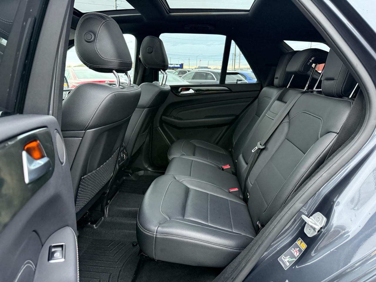 2015 Mercedes-Benz M-Class 4MATIC 4dr ML 350 BlueTEC  CERTIFIED LOW MILEAGE M Photo