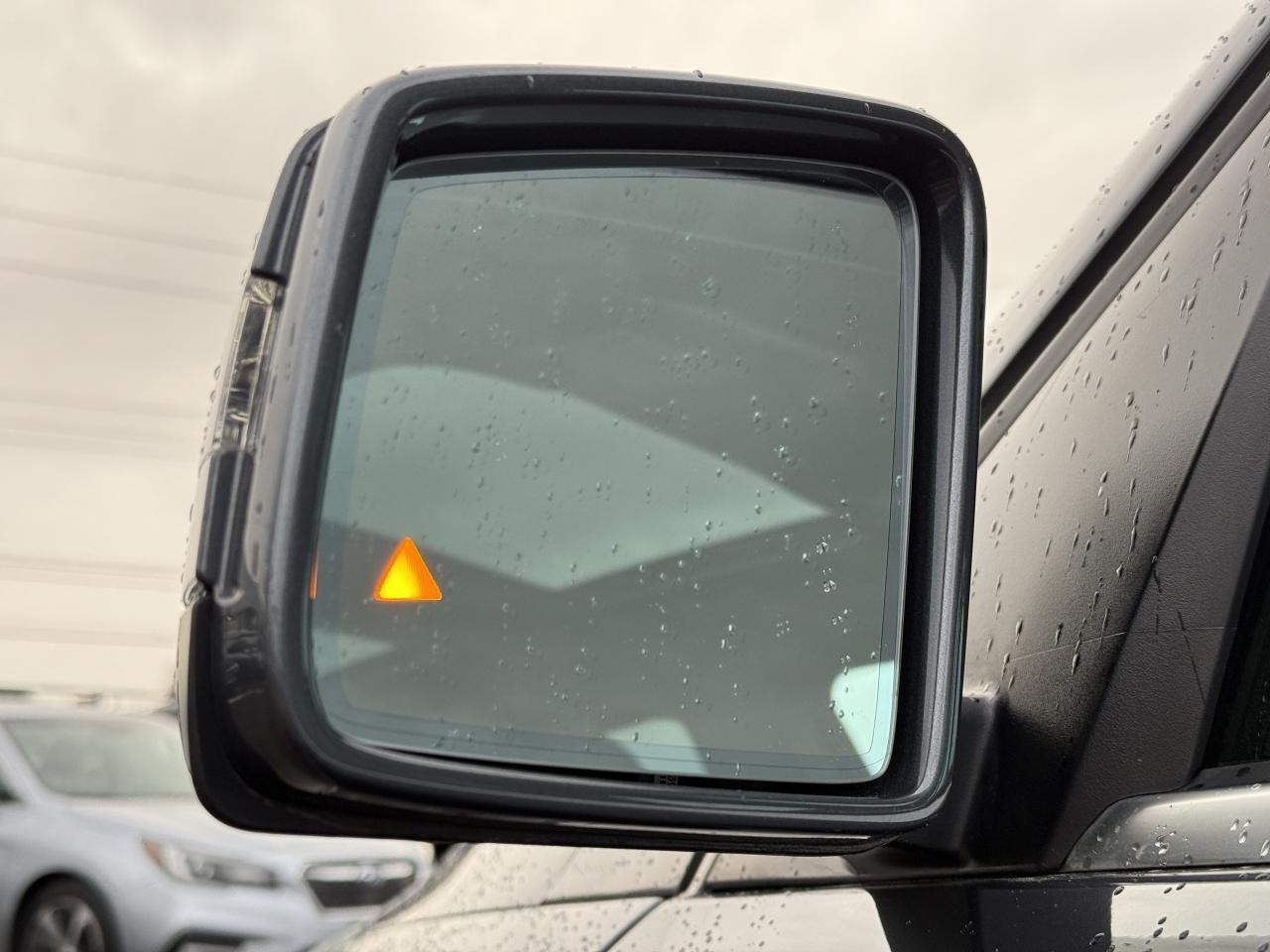 2015 Mercedes-Benz M-Class 4MATIC 4dr ML 350 BlueTEC  CERTIFIED LOW MILEAGE M Photo