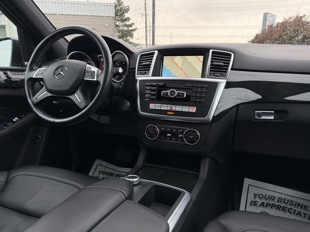 2015 Mercedes-Benz M-Class 4MATIC 4dr ML 350 BlueTEC  CERTIFIED LOW MILEAGE M Photo