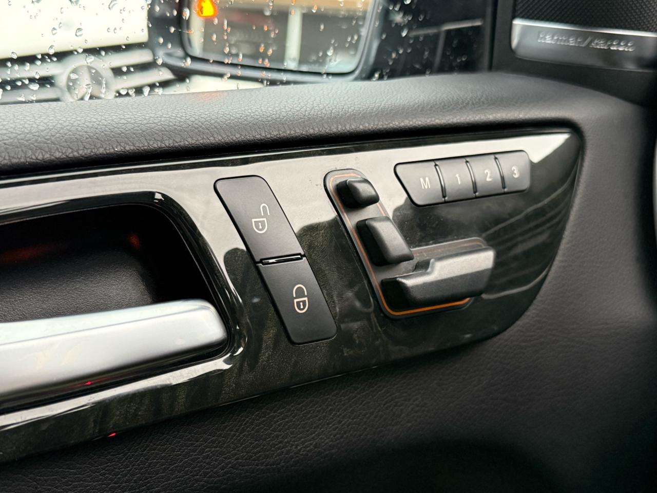 2015 Mercedes-Benz M-Class 4MATIC 4dr ML 350 BlueTEC  CERTIFIED LOW MILEAGE M Photo