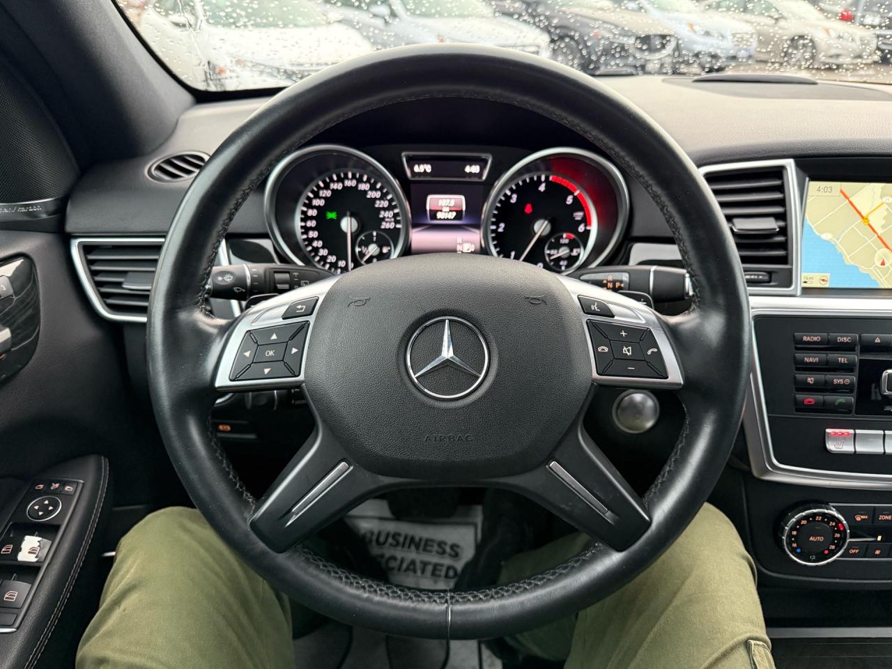 2015 Mercedes-Benz M-Class 4MATIC 4dr ML 350 BlueTEC  CERTIFIED LOW MILEAGE M Photo