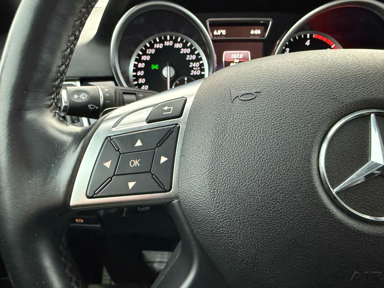 2015 Mercedes-Benz M-Class 4MATIC 4dr ML 350 BlueTEC  CERTIFIED LOW MILEAGE M Photo