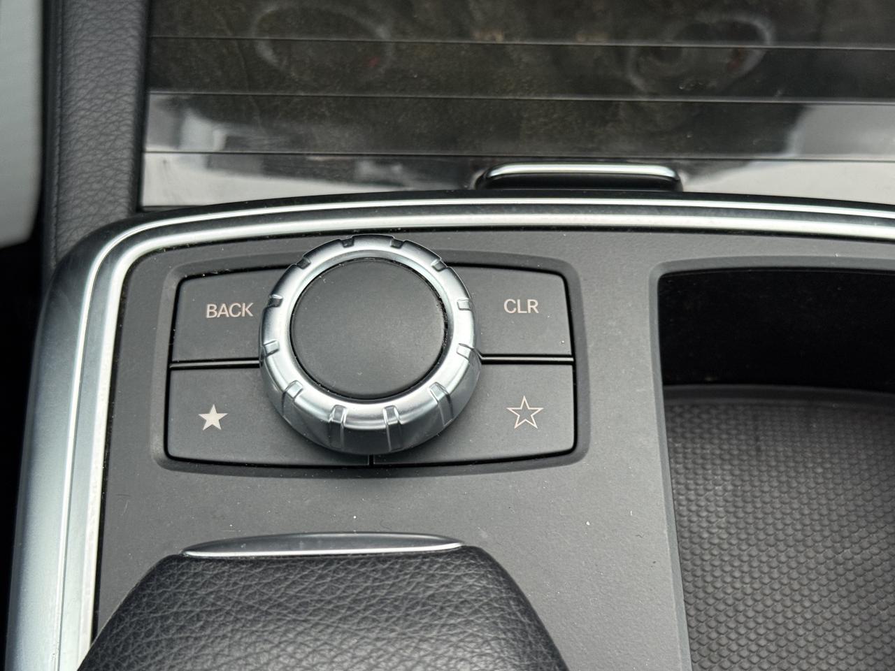 2015 Mercedes-Benz M-Class 4MATIC 4dr ML 350 BlueTEC  CERTIFIED LOW MILEAGE M Photo