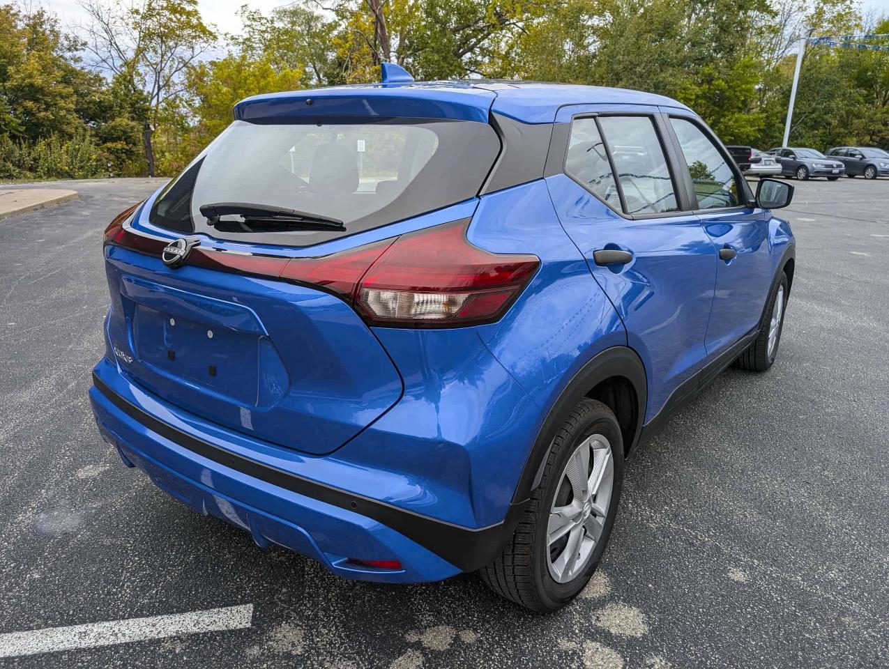 2022 Nissan Kicks S Photo