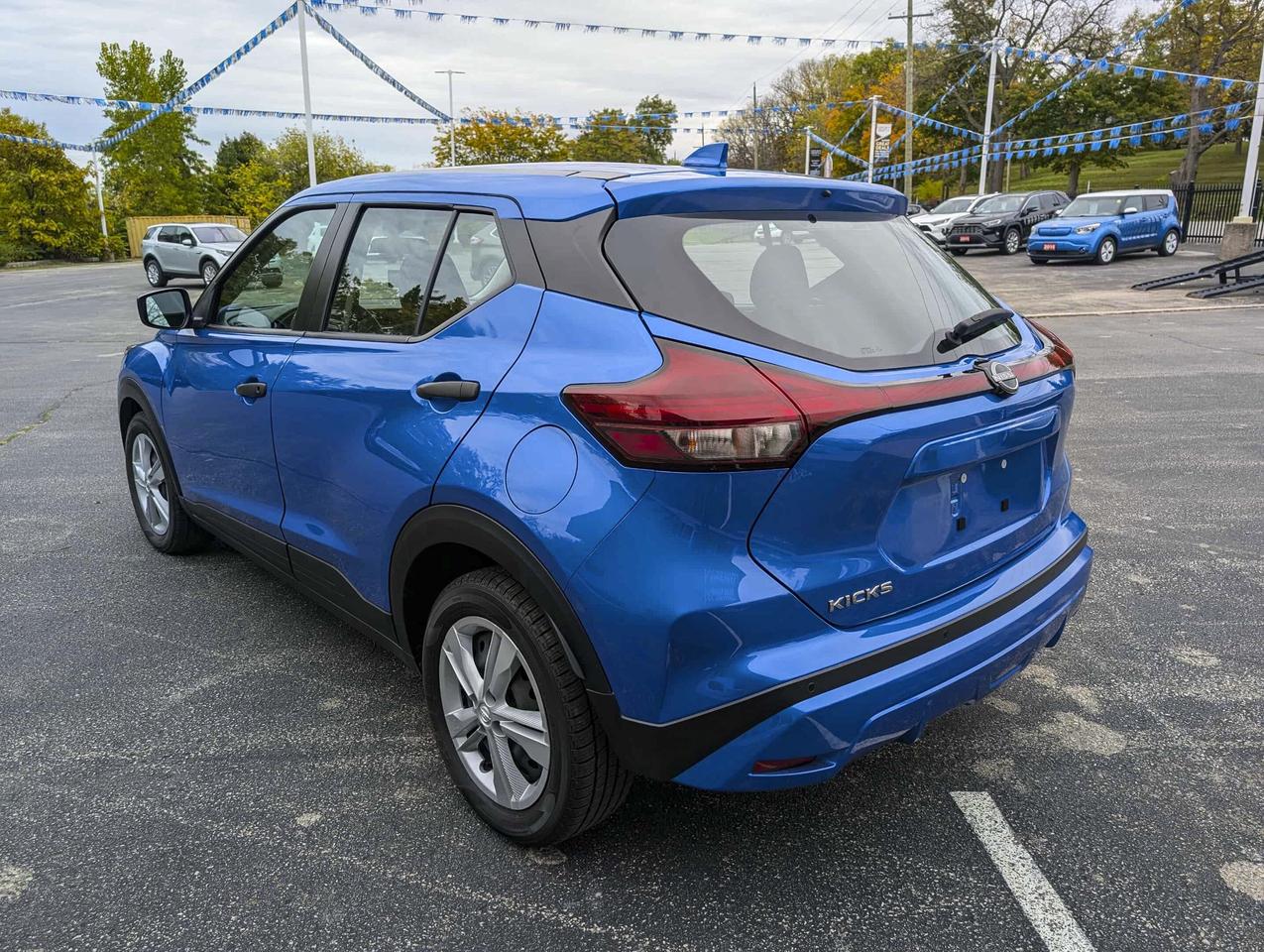 2022 Nissan Kicks S - Clean CarFax, Backup Cam, Bluetooth & More! Photo