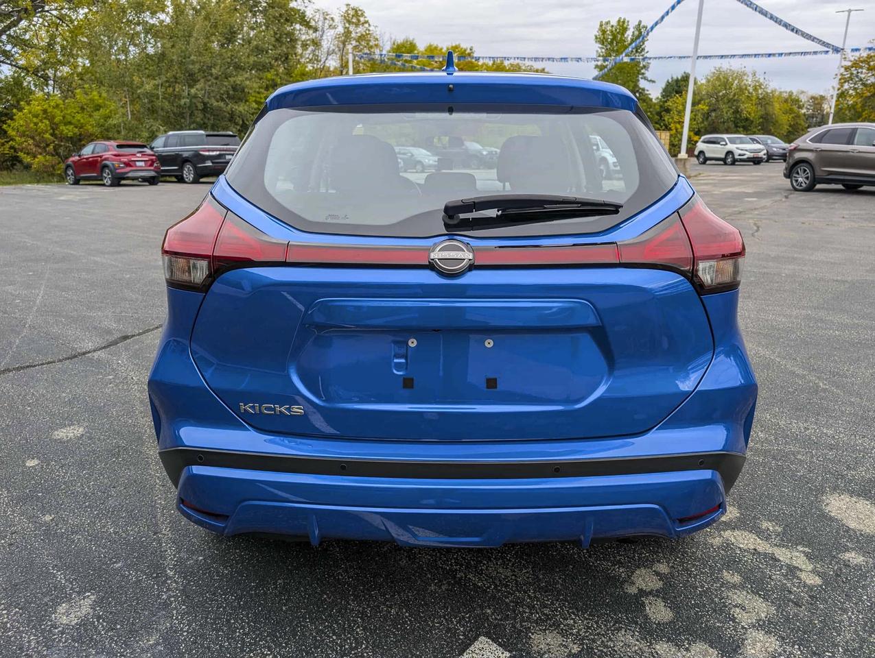 2022 Nissan Kicks S - Clean CarFax, Backup Cam, Bluetooth & More! Photo