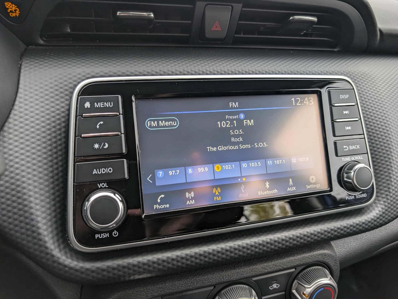 2022 Nissan Kicks S - Clean CarFax, Backup Cam, Bluetooth & More! Photo