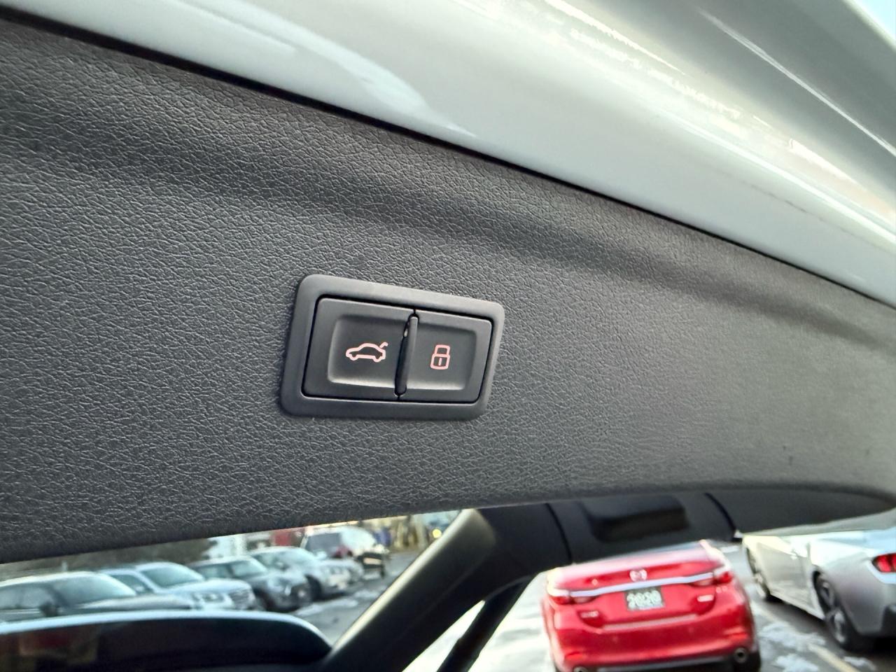 2015 Audi Q3 Technik 2.0T Quattro   ACCIDENT FREE CERTIFIED MIN Photo