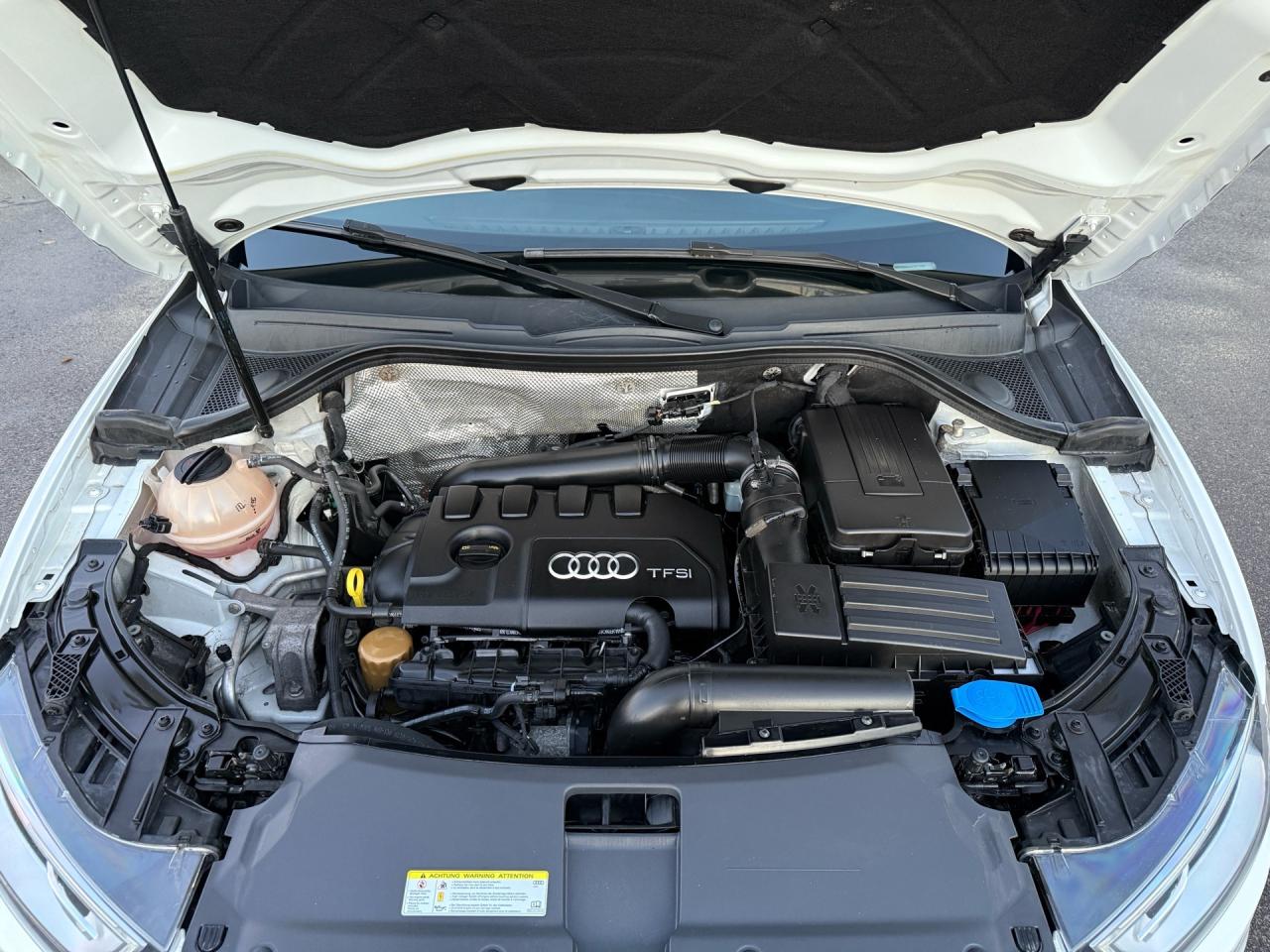 2015 Audi Q3 Technik 2.0T Quattro   ACCIDENT FREE CERTIFIED MIN Photo