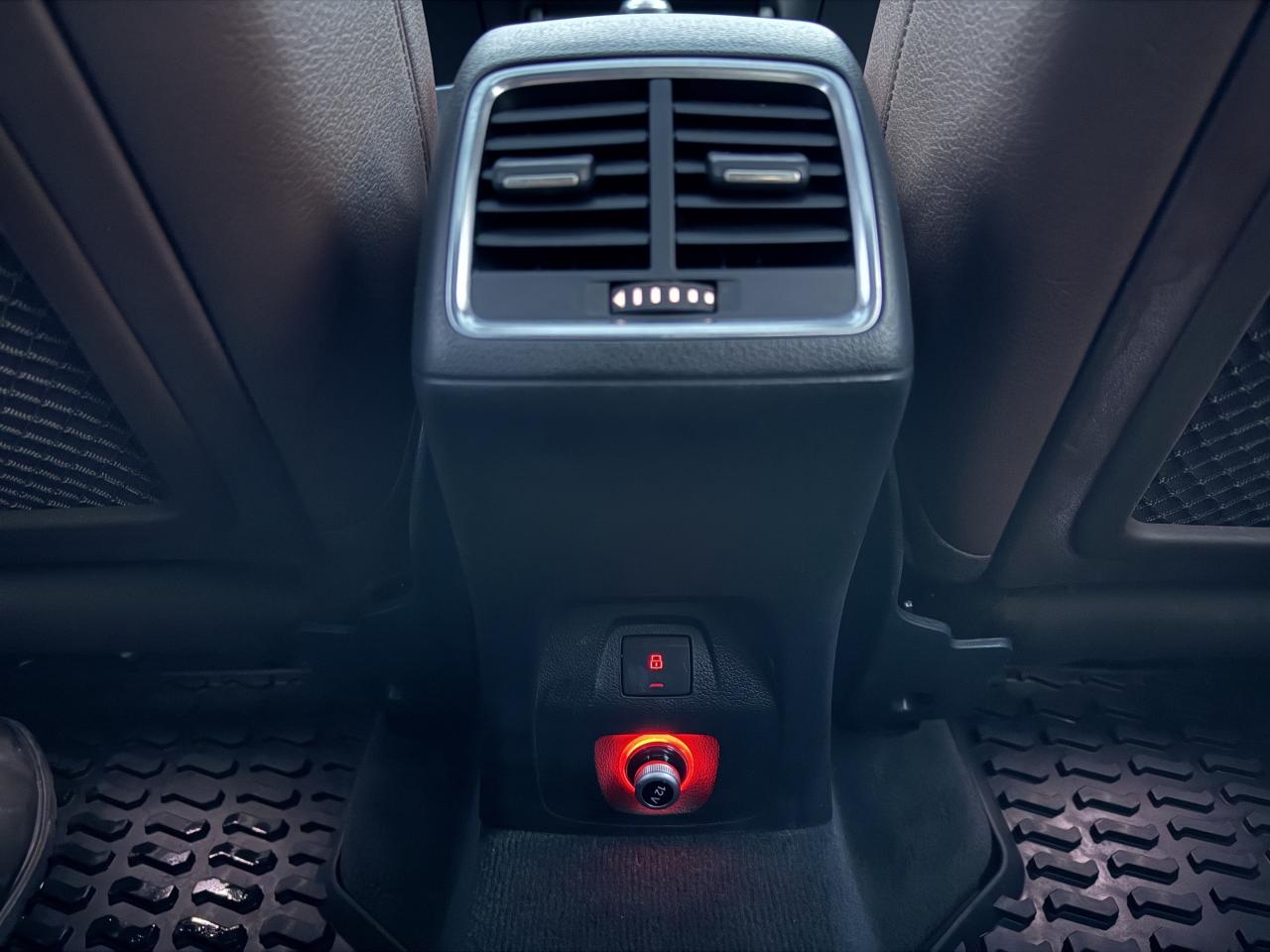 2015 Audi Q3 Technik 2.0T Quattro   ACCIDENT FREE CERTIFIED MIN Photo