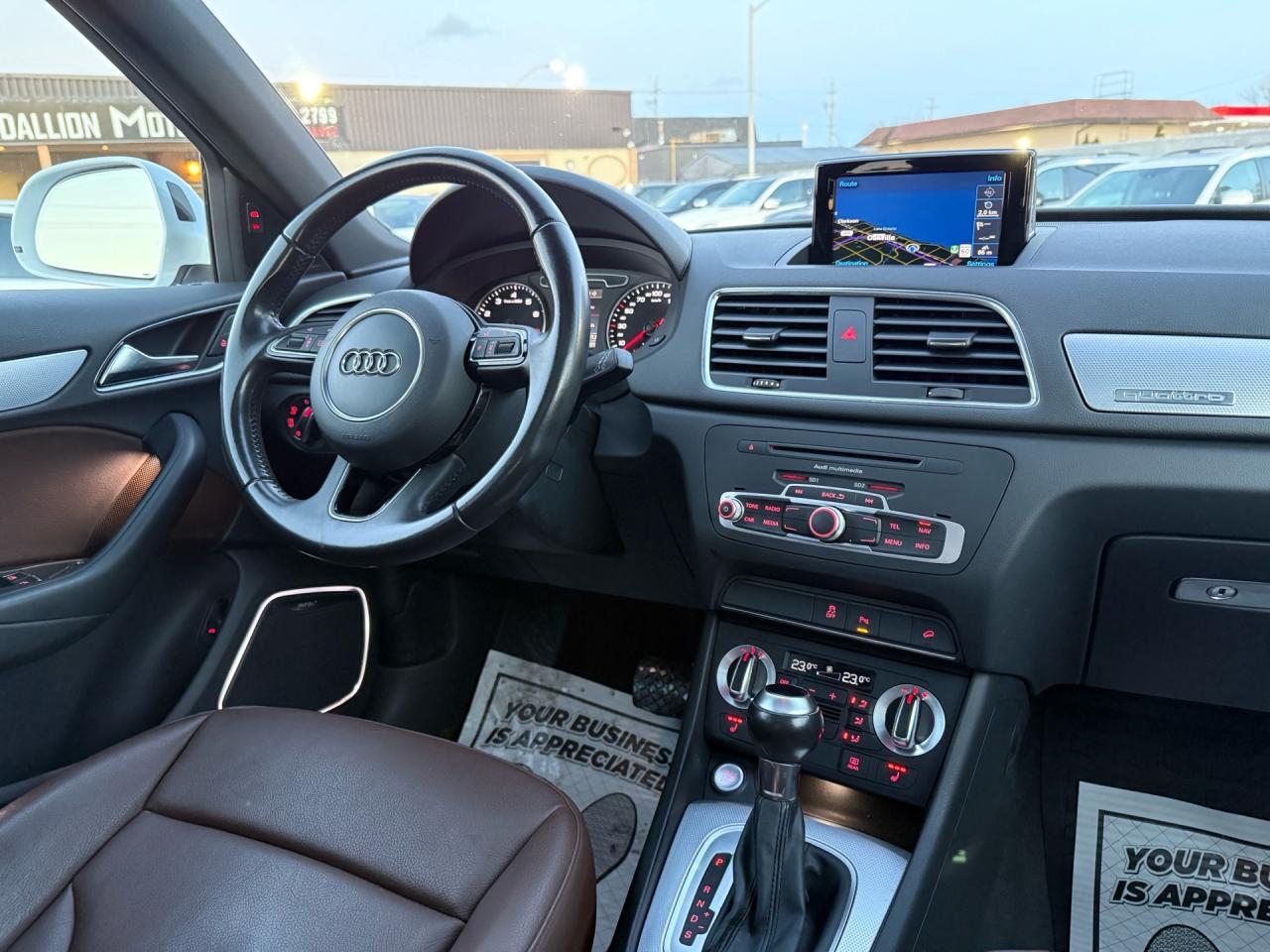 2015 Audi Q3 Technik 2.0T Quattro   ACCIDENT FREE CERTIFIED MIN Photo