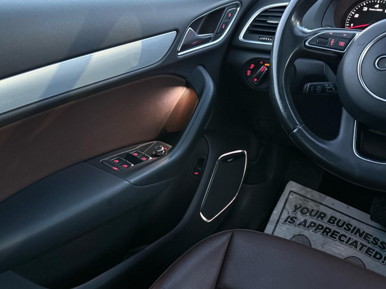 2015 Audi Q3 Technik 2.0T Quattro   ACCIDENT FREE CERTIFIED MIN Photo