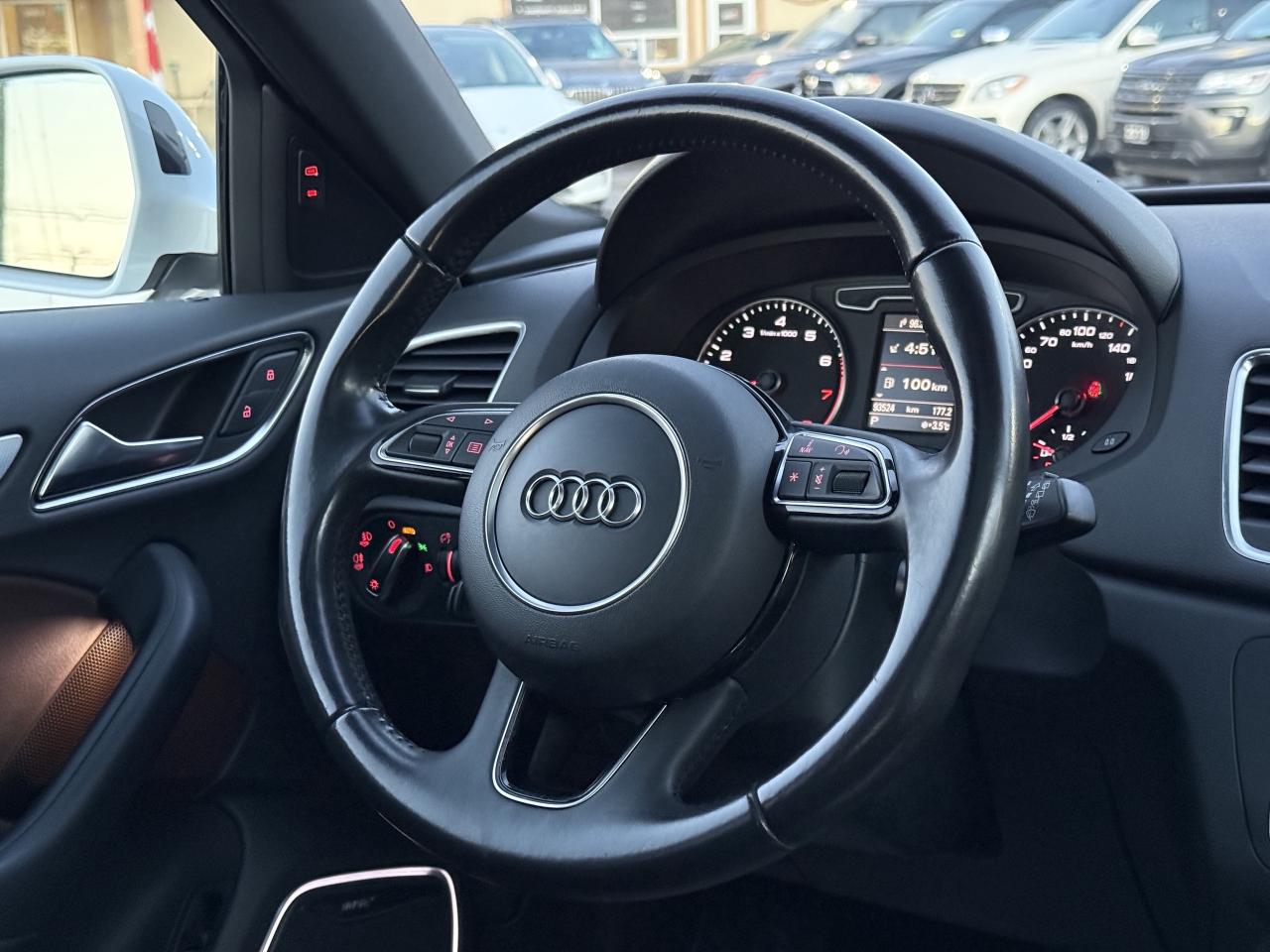 2015 Audi Q3 Technik 2.0T Quattro   ACCIDENT FREE CERTIFIED MIN Photo